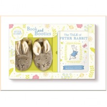 Warne Tale of Peter Rabbit Book and First Booties Gift Set